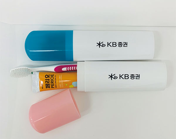 toothbrush_case_1.jpg